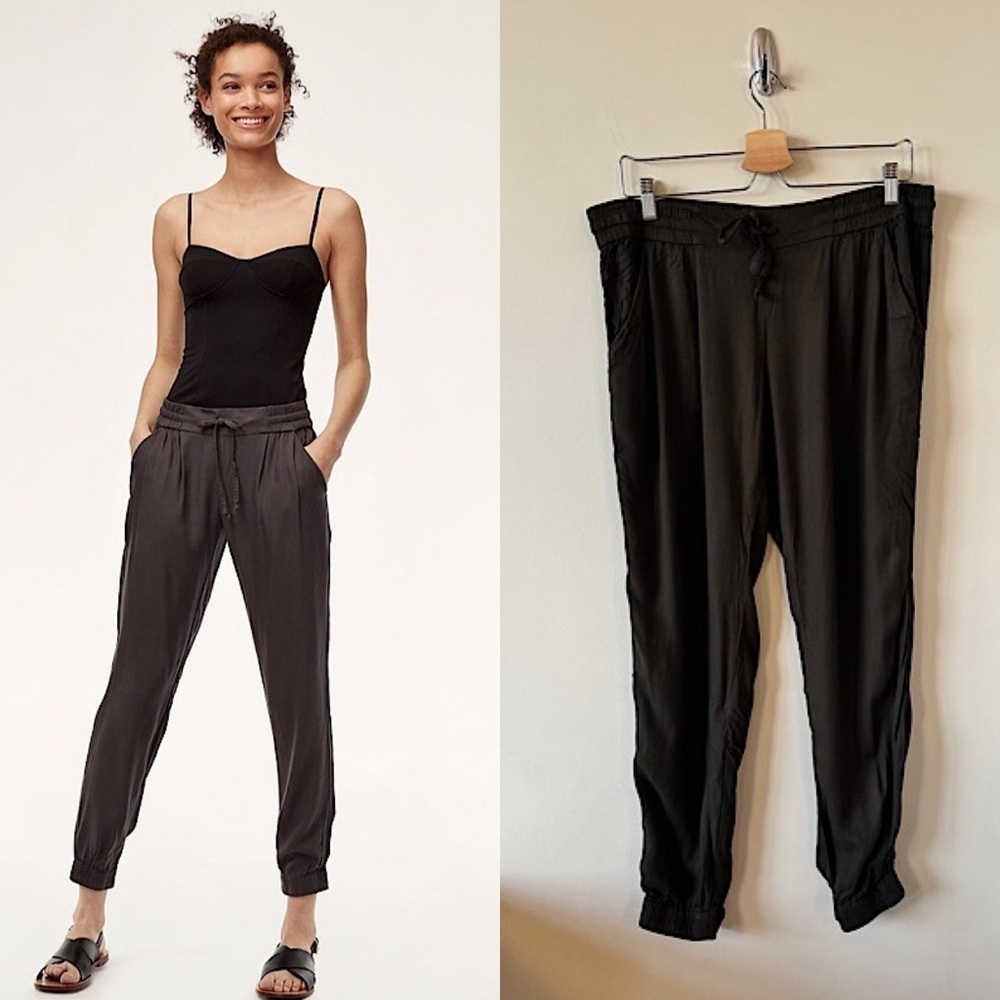 ARITZIA-AZURE Skies “Los Feliz Joggers” In Dark Olive (Size: Medium)
